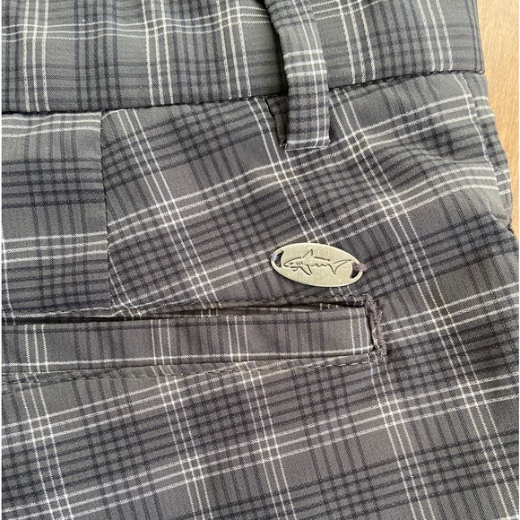Greg Norman Shorts - Picture 3 of 5